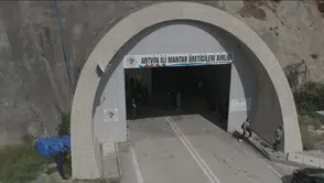 Artvin’de terk edilmiş tünel mantar fabrikasına dönüştü