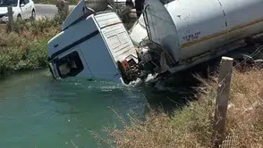 Şanlıurfa’da iki ağır araç kanala uçtu