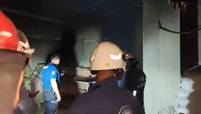 Erciş'te ekmek fırını yangında kullanılamaz hale geldi