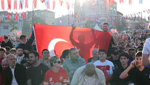 Bağcılar’da Dünya Kupası mesaisi sabahın ilk ışıklarıyla başladı