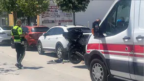 Çorum’da cadde ortasında motosiklet kazası