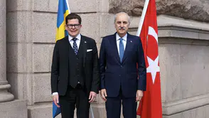 Numan Kurtulmuş İsveç mevkidaşıyla masaya oturdu