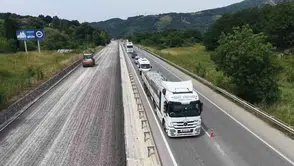 Yalova Bursa yolunda asfalt çalışması trafiği kilitledi