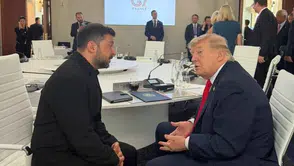 Zelenskiy G7 Zirvesi’nde Trump ve Macron ile masaya oturdu