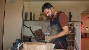 İmamın atölyesinden çıkan odun sanatı