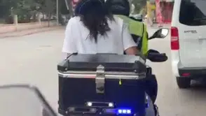 Konya’da sınav paniği yaşayan öğrencileri polis okullarına yetiştirdi