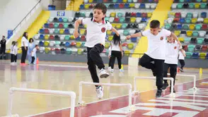 Balıkesir'de 43 bin öğrenci sokak oyunlarını sahalara taşıdı