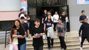 Kocaeli’de LGS maratonu bitti Öğrenciler ter döktü aileler bekledi
