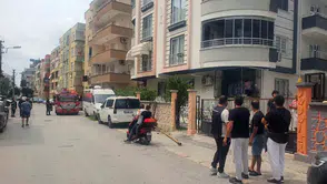 Tarsus’ta boya iskelesi yere çakıldı
