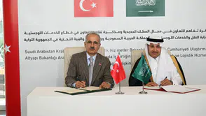 Türkiye ve Suudi Arabistan lojistik ve demir yolu için birleşiyor