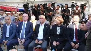 Özgür Özel Eskişehir'de iktidar mesajı verdi