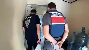 Uşak’taki belediye operasyonunda 15 kişi gözaltına alındı