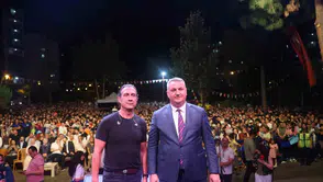 Düziçi halkı Kıraç şarkılarıyla geceyi noktaladı