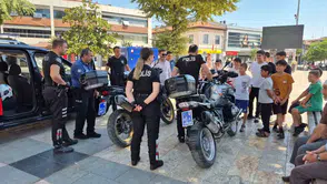 Düzceli çocuklar yunus polisleriyle gün boyu siren çaldı