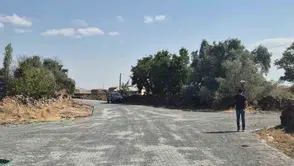 Kars köylerinde çamurlu yollar tarih oluyor