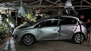 Isparta'da otomobil içindeki çakmak gazı patladı