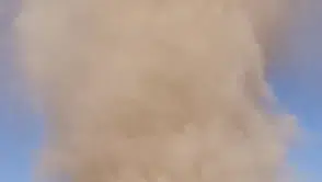 Bitlis'te şantiye alanında oluşan hortum işçileri şaşırttı