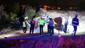 Kırıkkale'de gece yarısı trafik kazası 1 ölü, 2 yaralı