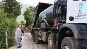 Sinop Tangal köyünde yol yenileme mesaisi