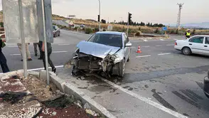 Çorum Yeni Osmancık Kavşağı'nda korkutan kaza