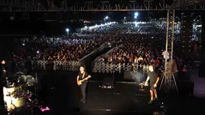 Gömeç halkı büyük yangının izlerini festivalle silmeye çalışıyor