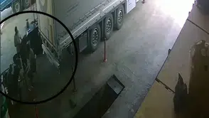 Lokma tatlısı boğazına kaçınca mesai arkadaşı hayatını kurtardı