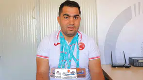 Kahramanmaraşlı Ayhan Kaya Avrupa’dan dört madalyayla döndü