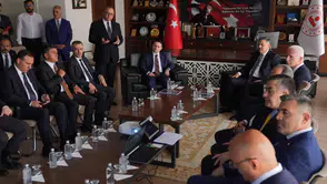 Bakanlar Gürlek ve Çiftçi Esenyurt mesaisine başladı