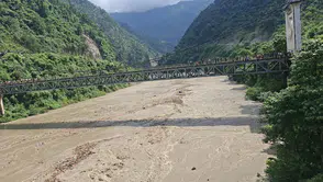 Nepal sellerinde ölü sayısı 165’e çıktı, 823 kişi kayıp