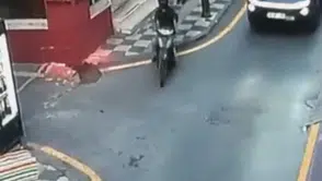 Bartın'da polisten kaçan motosikletli vali yardımcısına çarptı