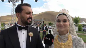 Van'daki düğünde 20 milyonluk takı şov