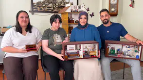 Gurbetçilerin özlemi Yasemin Hanım’ın minyatür evlerinde hayat buluyor