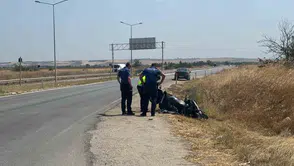 Babaeski’de motosiklet sürücüsü yolda savruldu