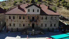 Gümüşhane’nin asırlık lezzet sırrı: Kuşburnu çorbası yeniden sofraların baş tacı oldu