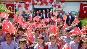 Aksaray'da eğitim maratonu başladı: 82 bin öğrenci sıralara döndü