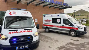 Bor yolunda tarım işçilerini taşıyan minibüs dehşeti: 5 yaralı