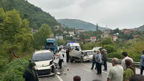 Kastamonu yolunda korkunç sabah: Bebek dahil yedi kişi hastanelik oldu