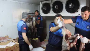 Şanlıurfa'da sofralara uzanan tehlike: Kasapta 315 kilo çürük et yakalandı