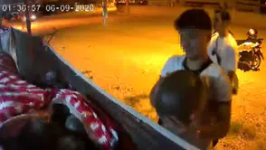 Burdur'da gece yarısı karpuz sergisinde şaşırtan anlar: Helallik dileyip gittiler