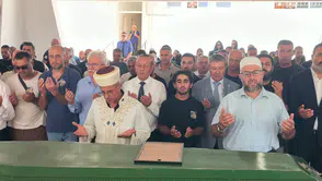 Girne açıklarındaki acı veda: İsmail Kurt son yolculuğuna uğurlandı