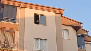Aksaray'da yürek yakan veda: Genç kızın pencereden düşüşü ölümle sonuçlandı