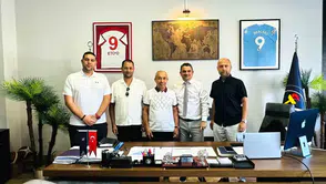 77 yaşındaki Demir Adam'dan geleceğin sporcularına bilimsel rehberlik