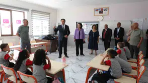Tunceli'de eğitime dev destek: Yüzlerce öğrencinin yüzü güldü
