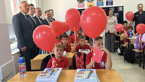 Burdur'da okul heyecanı: 42 bine yakın öğrenci için ilk ders zili çaldı