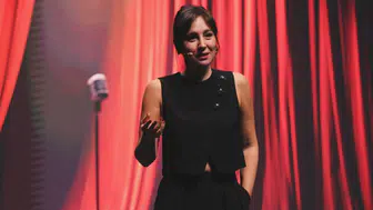 Tarihi değerlere hakaret iddiası: Komedyen Tuba Ulu gözaltına alındı