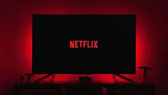 Netflix’e telif davası: Türk öğretmene 4 milyon ödeyecek