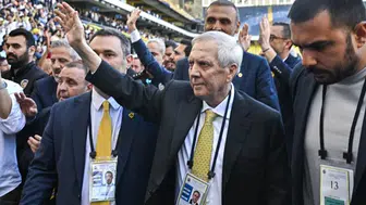 Fenerbahçe’de devrim niteliğinde gün: Aziz Yıldırım yeniden zirvede