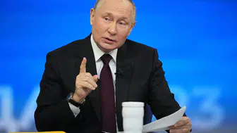 Putin'den barış tekliflerine sert yanıt: Masaya oturmayız