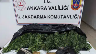 Başkentte narkotik baskını: Evinden cephanelik ve uyuşturucu çıktı