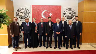 Kayseri'de Türk dünyasının kalbi attı: Edebiyatın usta isimleri kardeşlik için buluştu